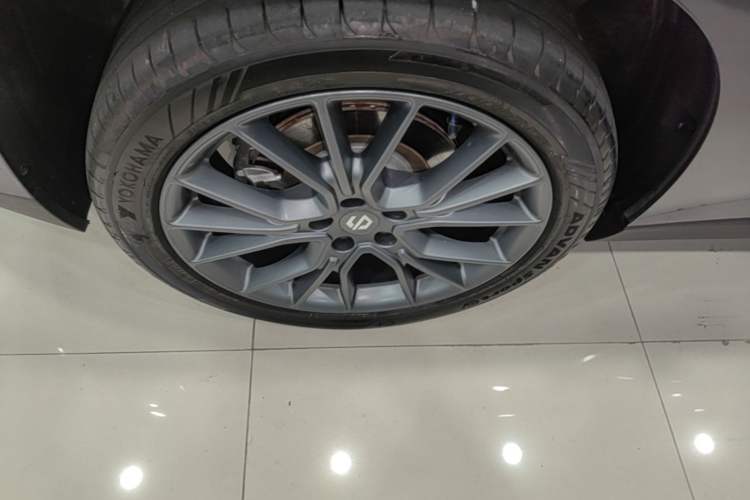 Used Leapmotor C10 2026 605 LiDAR Version Right Rear Wheel Hub