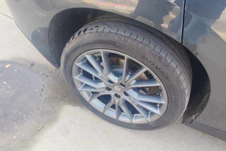 Used Leapmotor C10 2026 210 Joyful Edition Right Rear Wheel Hub