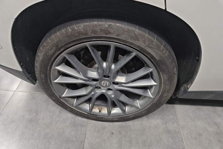 Used Leapmotor C10 2026 605 LiDAR Version Right Rear Wheel Hub