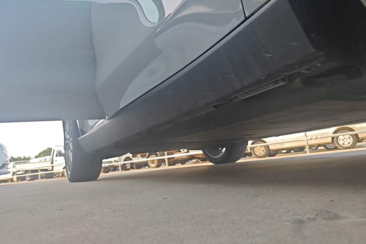 Used Leapmotor C10 2026 210 LiDAR Version Right Side Sill
