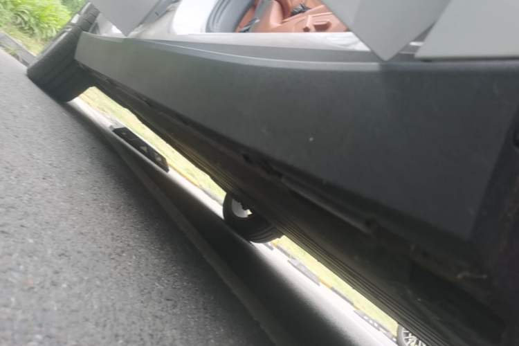 Used Leapmotor C10 2026 605 LiDAR Version Right Side Sill