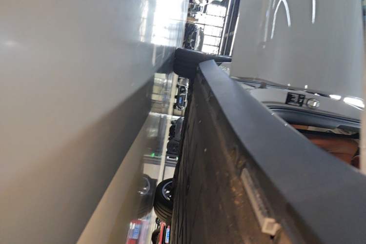 Used Leapmotor C10 2026 605 LiDAR Version Right Side Sill