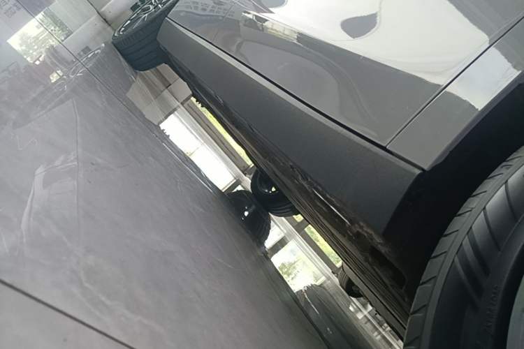 Used Leapmotor C10 2026 605 LiDAR Version Right Side Sill