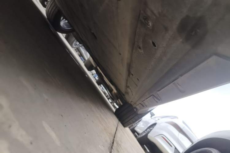 Used Leapmotor C10 2026 605 LiDAR Version Right Side Sill