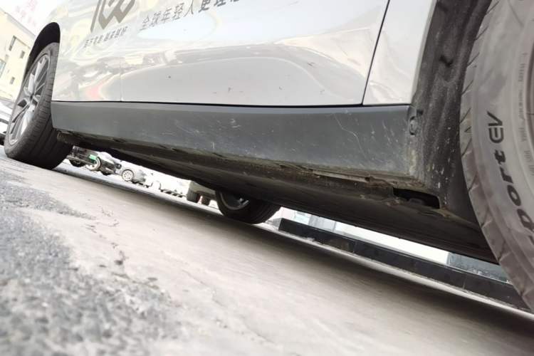 Used Leapmotor C10 2026 605 LiDAR Version Right Side Sill