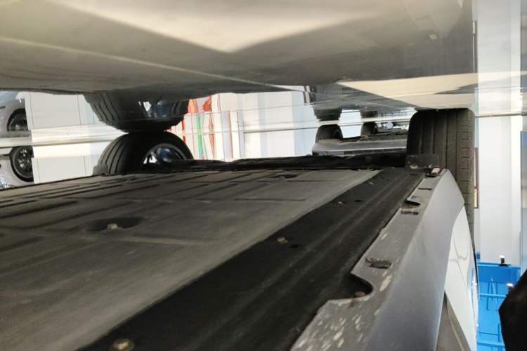 Used Leapmotor C10 2026 605 LiDAR Version Right Side Sill