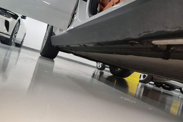 Used Leapmotor C10 2026 605 LiDAR Version Right Side Sill