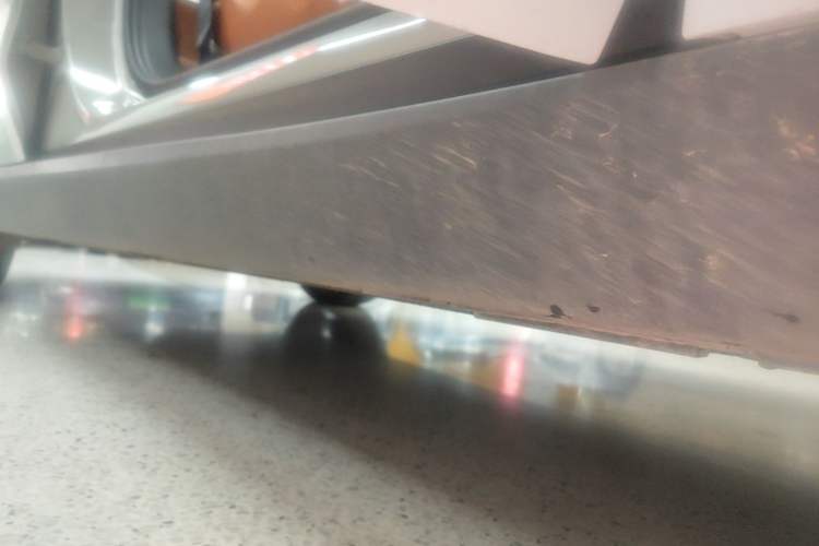 Used Leapmotor C10 2026 605 LiDAR Version Right Side Sill