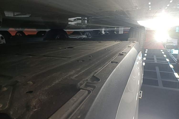 Used Leapmotor C10 2026 605 LiDAR Version Right Side Sill