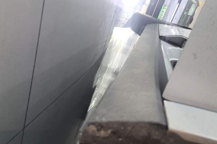 Used Leapmotor C10 2026 605 LiDAR Version Right Side Sill