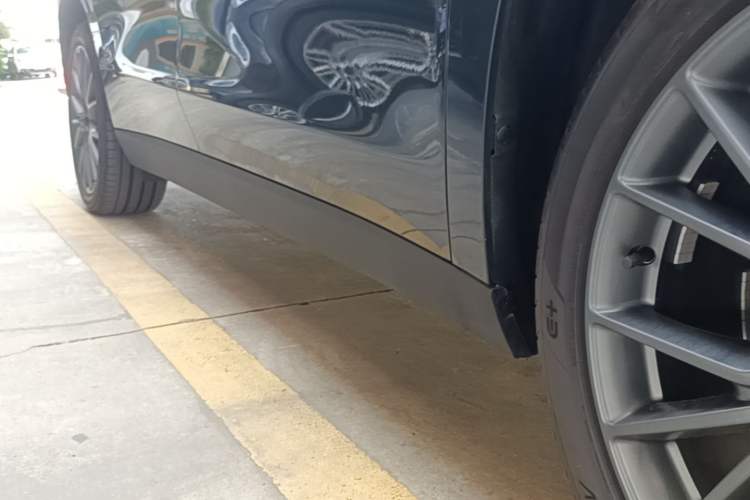 Used Leapmotor C10 2026 605 LiDAR Version Right Side Sill