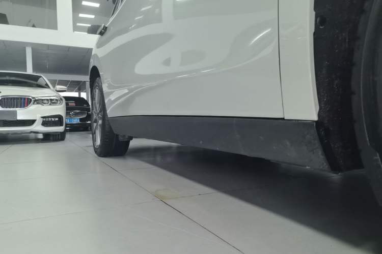 Used Leapmotor C10 2026 605 LiDAR Version Right Side Sill