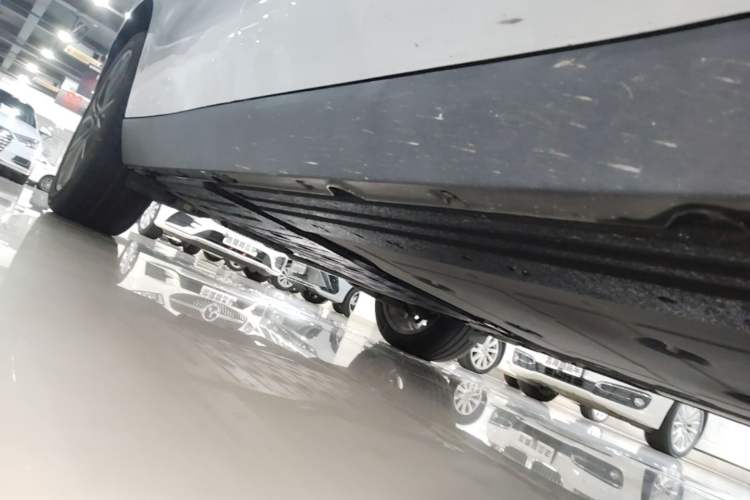 Used Leapmotor C10 2026 210 LiDAR Version Right Side Sill
