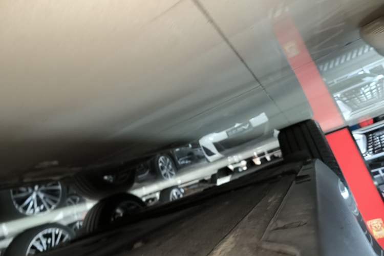 Used Leapmotor C10 2026 210 LiDAR Version Right Side Sill