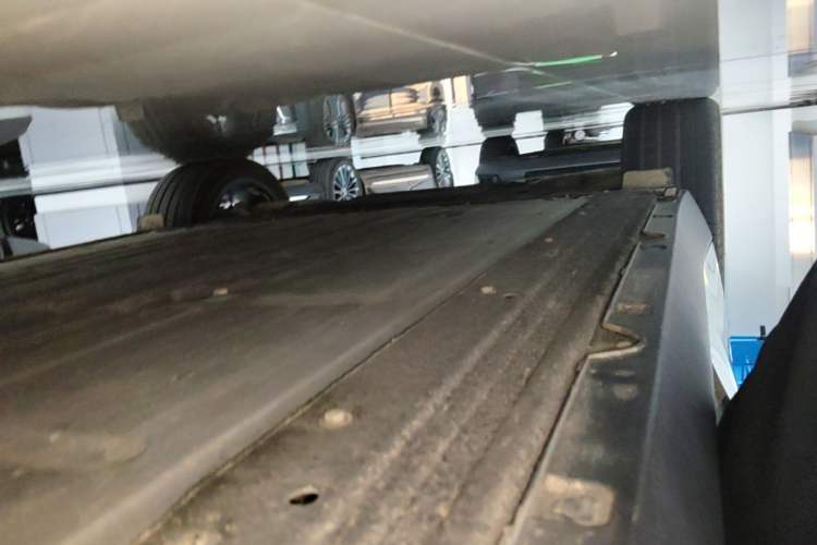 Used Leapmotor C10 2026 605 LiDAR Version Right Side Sill