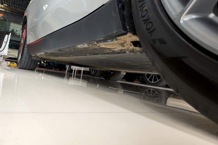 Used Leapmotor C10 2026 605 LiDAR Version Right Side Sill