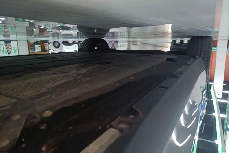 Used Leapmotor C10 2026 605 LiDAR Version Right Side Sill