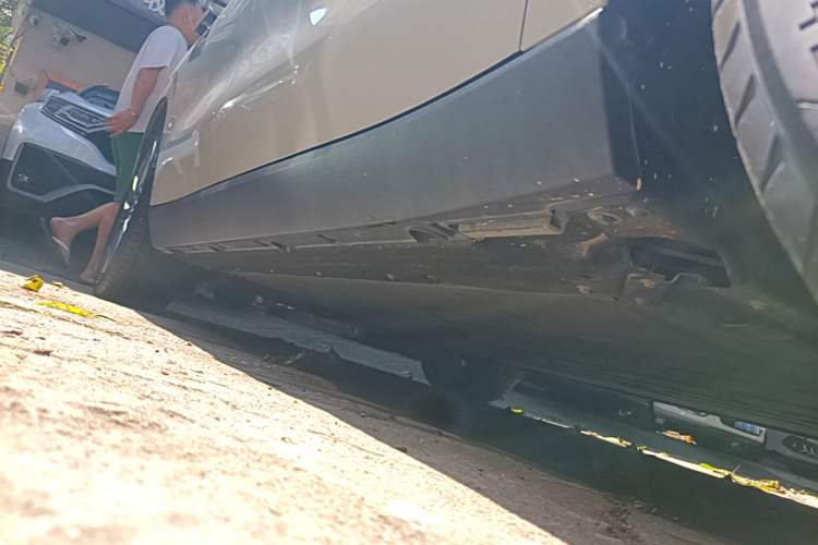Used Leapmotor C10 2026 605 LiDAR Version Right Side Sill