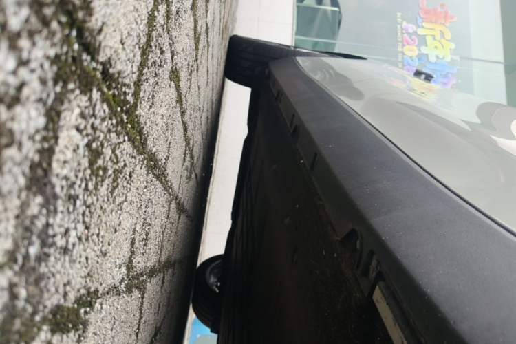 Used Leapmotor C10 2026 605 LiDAR Version Right Side Sill