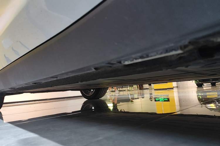 Used Leapmotor C10 2026 605 LiDAR Version Right Side Sill