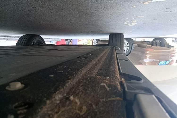 Used Leapmotor C10 2026 605 LiDAR Version Right Side Sill