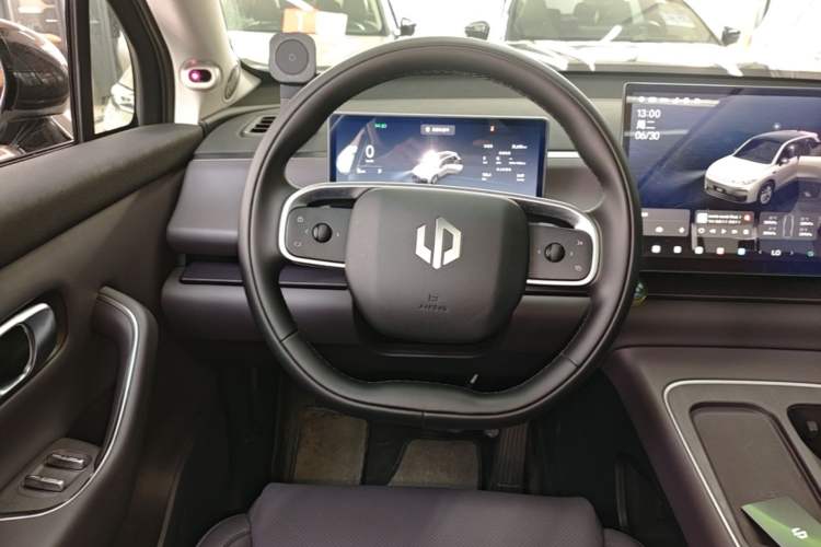 Used Leapmotor C10 2026 605 Enjoyment Edition Steering Wheel