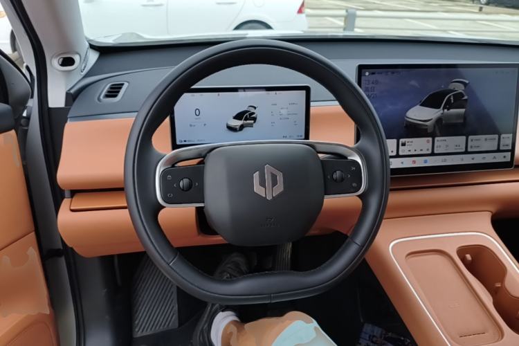 Used Leapmotor C10 2026 605 LiDAR Version Steering Wheel