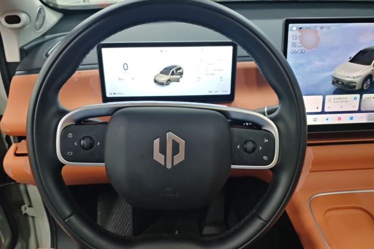 Used Leapmotor C10 2026 605 LiDAR Version Steering Wheel