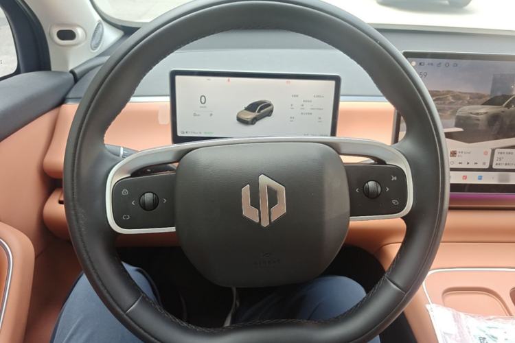 Used Leapmotor C10 2026 605 LiDAR Version Steering Wheel