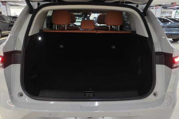 Used Leapmotor C10 2026 605 LiDAR Version Trunk