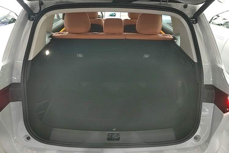 Used Leapmotor C10 2026 605 LiDAR Version Trunk