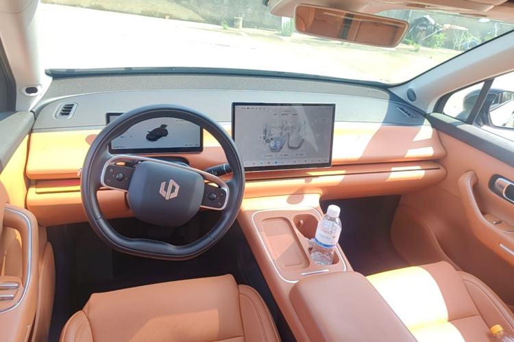 Used Leapmotor C10 2026 605 LiDAR Version Center Console