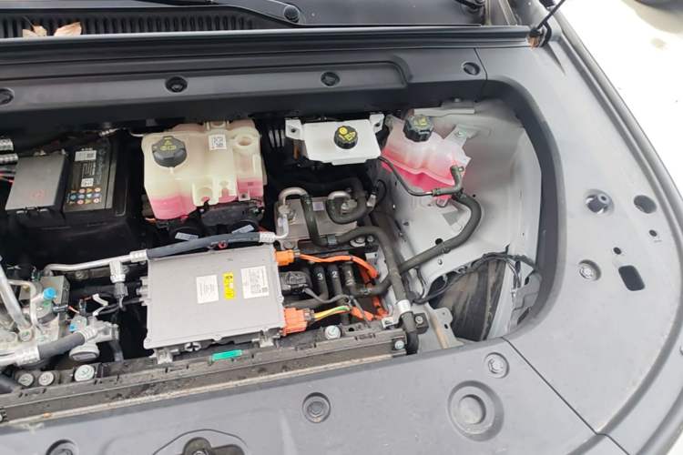 Used Leapmotor C10 2026 605 LiDAR Version Engine Bay Left