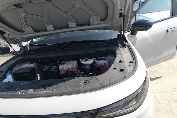 Used Leapmotor C10 2026 605 LiDAR Version Engine Bay Left