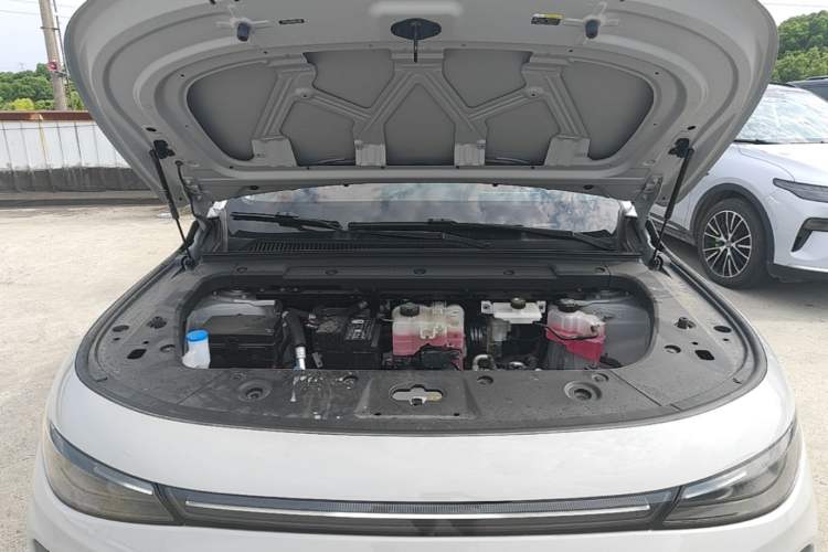 Used Leapmotor C10 2026 605 LiDAR Version Engine Bay