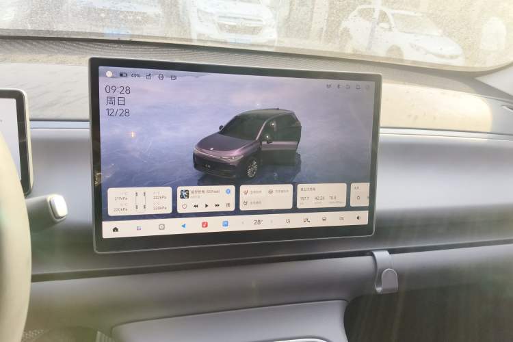 Used Leapmotor C10 2026 605 LiDAR Version Audio And AC Panel