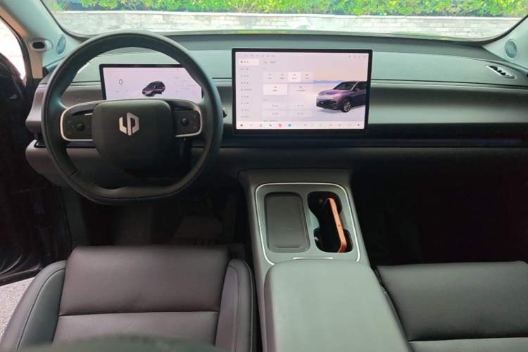 Used Leapmotor C10 2026 605 Enjoyment Edition Center Console