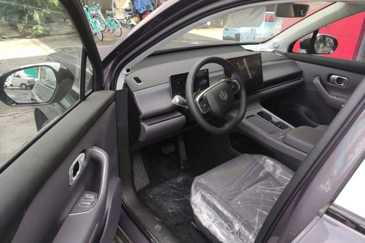 Used Leapmotor C10 2026 210 Joyful Edition Driver Seat