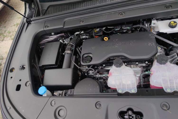 Used Leapmotor C10 2026 210 LiDAR Version Engine Bay Right