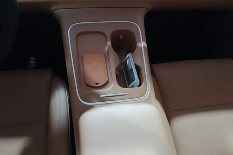 Used Leapmotor C10 2026 605 Enjoyment Edition Gear Lever