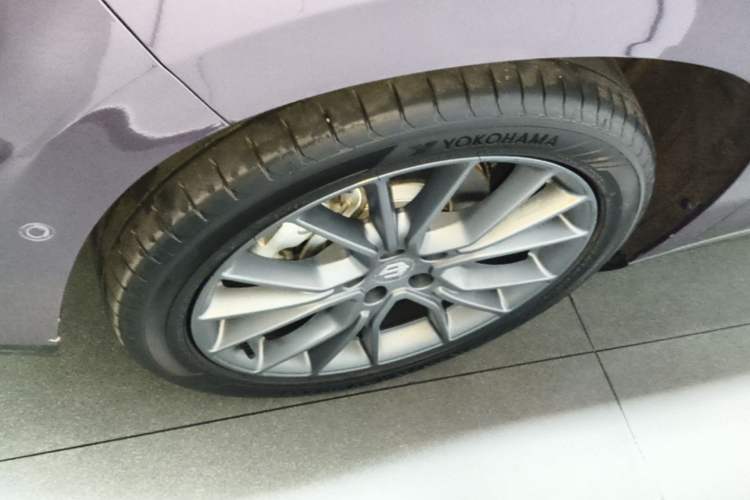 Used Leapmotor C10 2026 605 Enjoyment Edition Left Front Wheel Hub