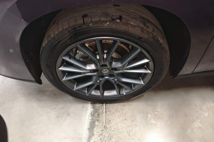 Used Leapmotor C10 2026 210 Joyful Edition Left Front Wheel Hub