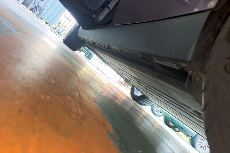Used Leapmotor C10 2026 605 LiDAR Version Left Side Sill