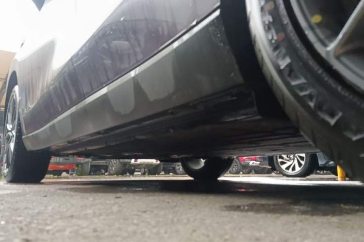 Used Leapmotor C10 2026 530 Comfort Edition Left Side Sill