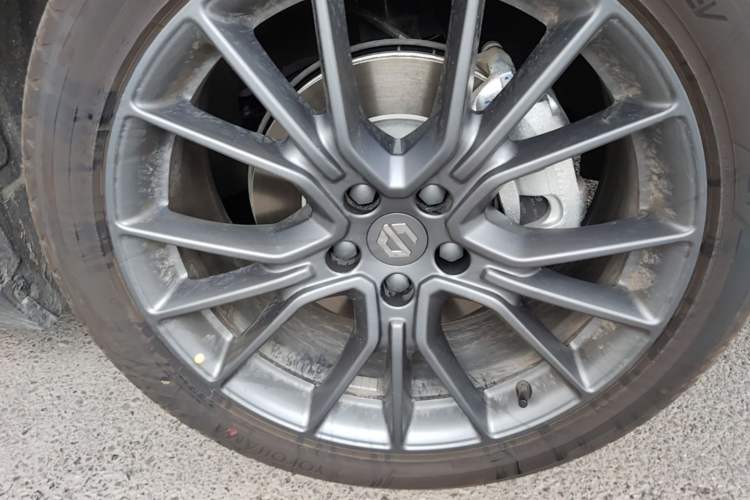 Used Leapmotor C10 2026 605 Enjoyment Edition Right Front Wheel Hub