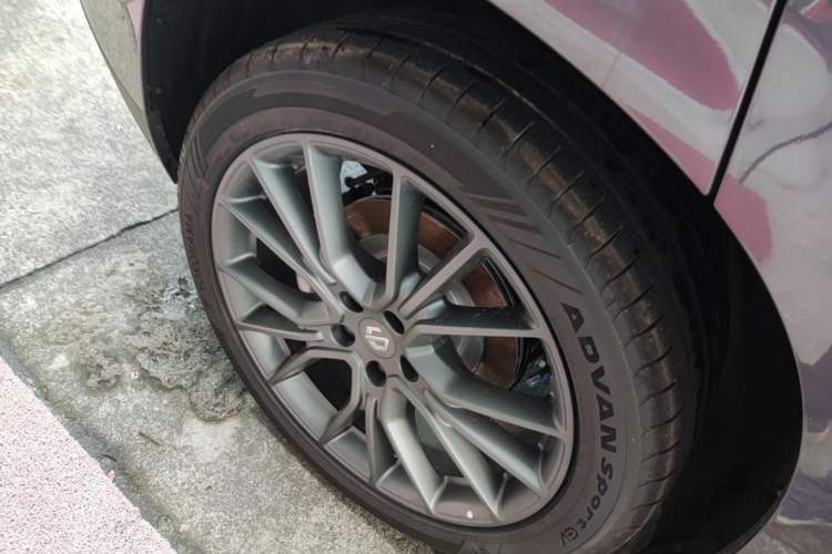 Used Leapmotor C10 2026 210 Joyful Edition Right Rear Wheel Hub