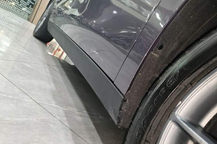 Used Leapmotor C10 2026 605 LiDAR Version Right Side Sill