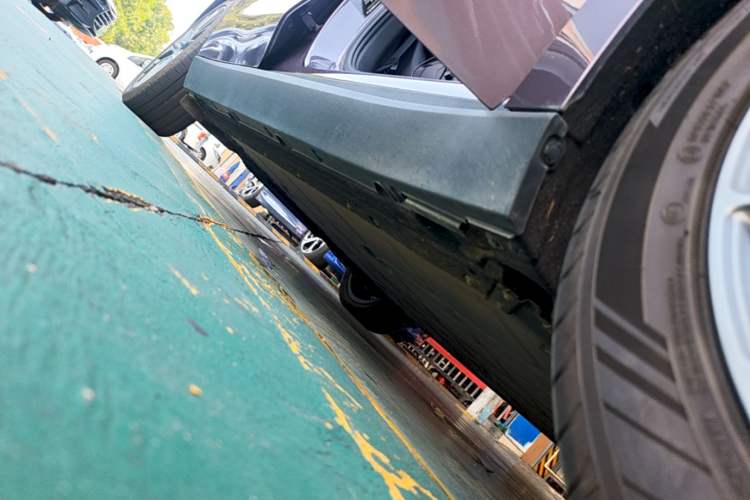 Used Leapmotor C10 2026 605 LiDAR Version Right Side Sill