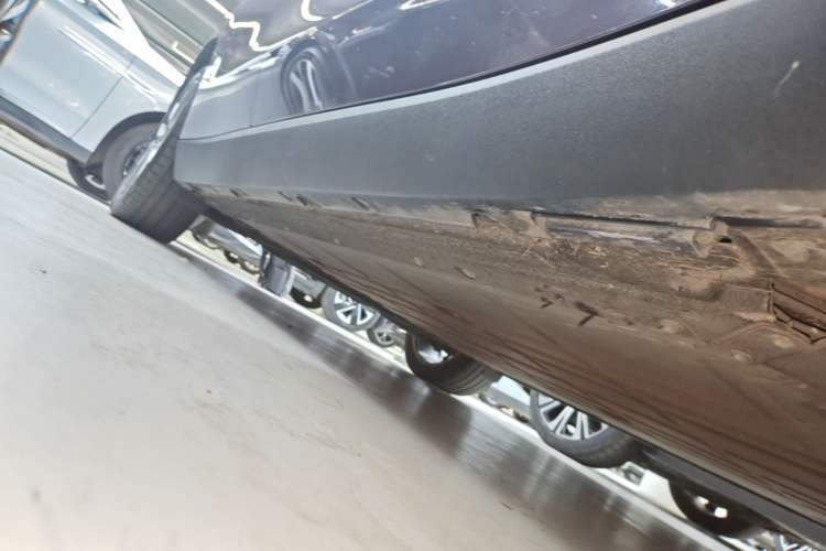 Used Leapmotor C10 2026 605 LiDAR Version Right Side Sill