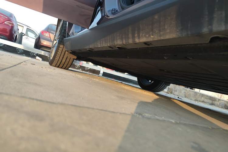 Used Leapmotor C10 2026 605 Enjoyment Edition Right Side Sill
